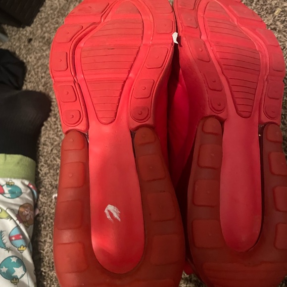 Nike AirMax 270 " University Red " - Picture 6 of 6
